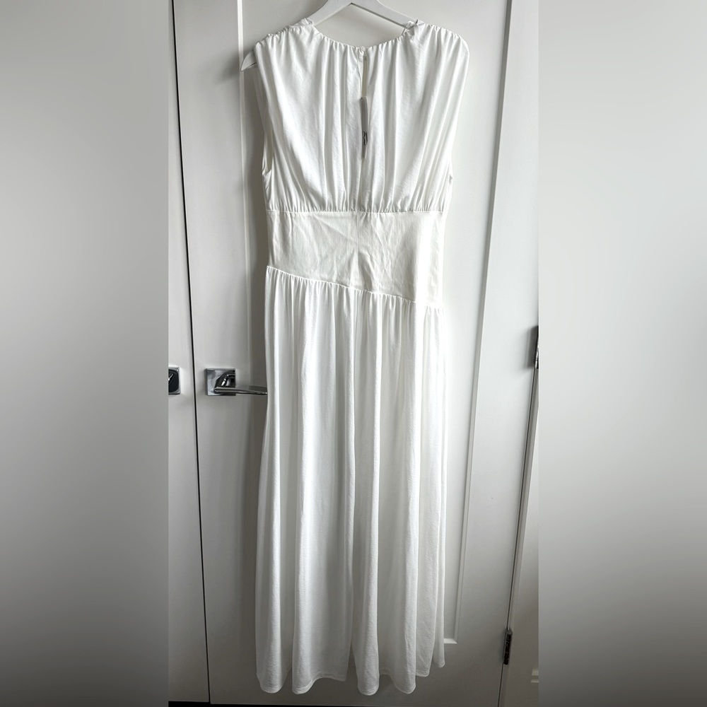 Zara White Deep-V Maxi Dress - Picture 4 of 8